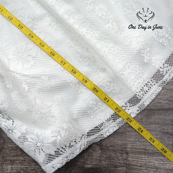 A. Byer Cold Shoulder Top Size M - Picture 3 of 5